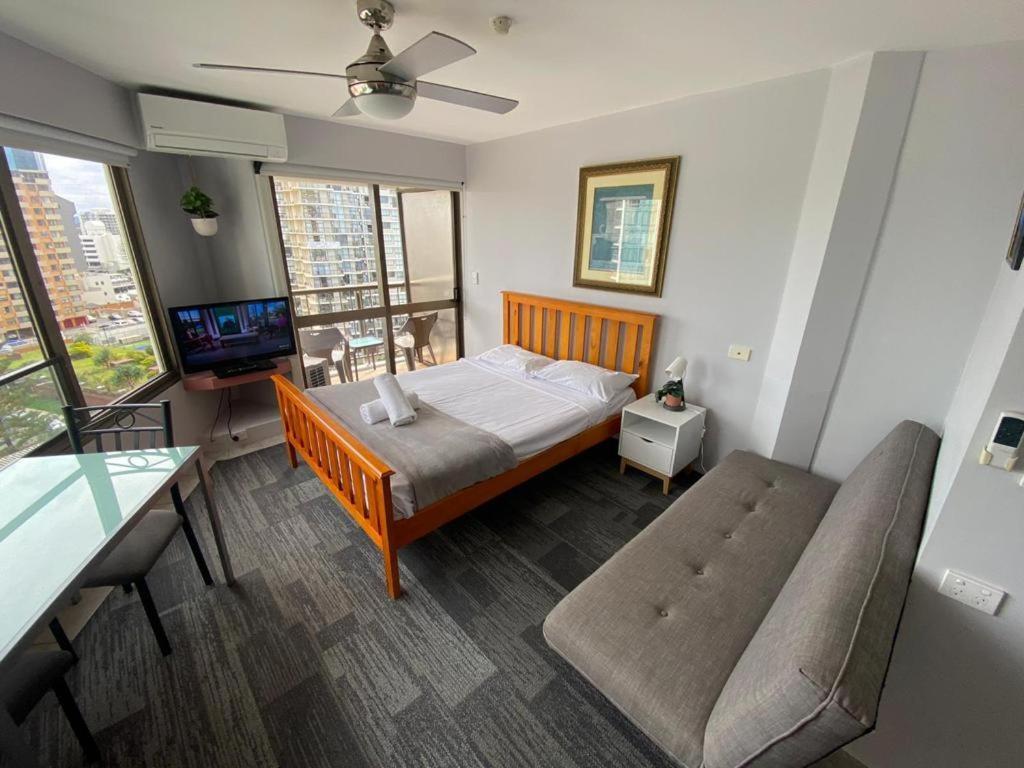 Erika'S Holiday Apartment 골드코스트 외부 사진