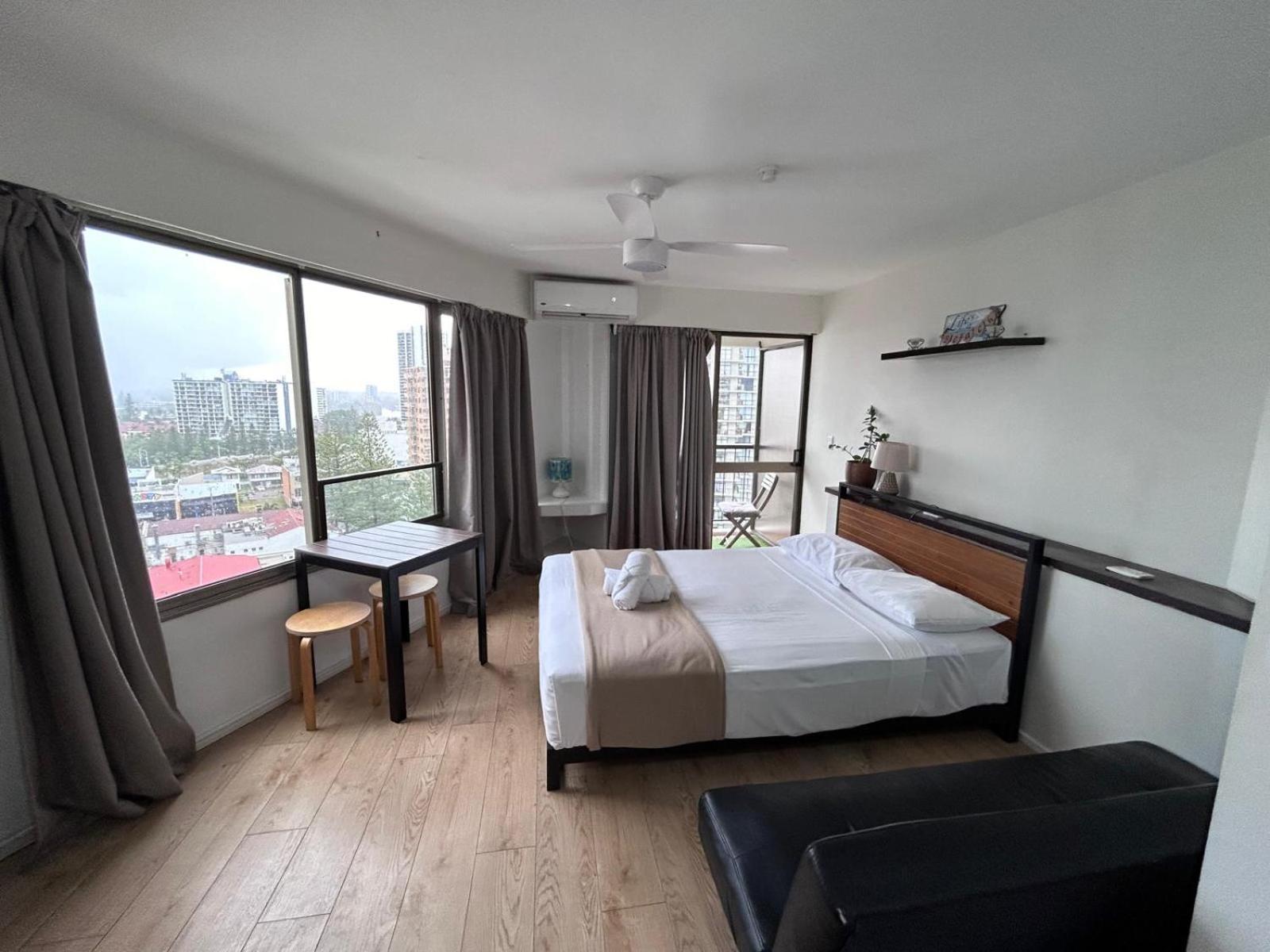 Erika'S Holiday Apartment 골드코스트 외부 사진