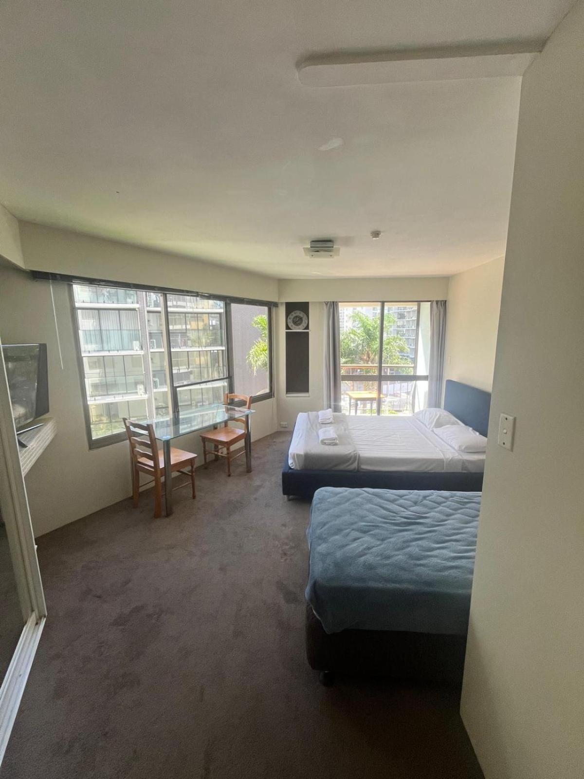 Erika'S Holiday Apartment 골드코스트 외부 사진