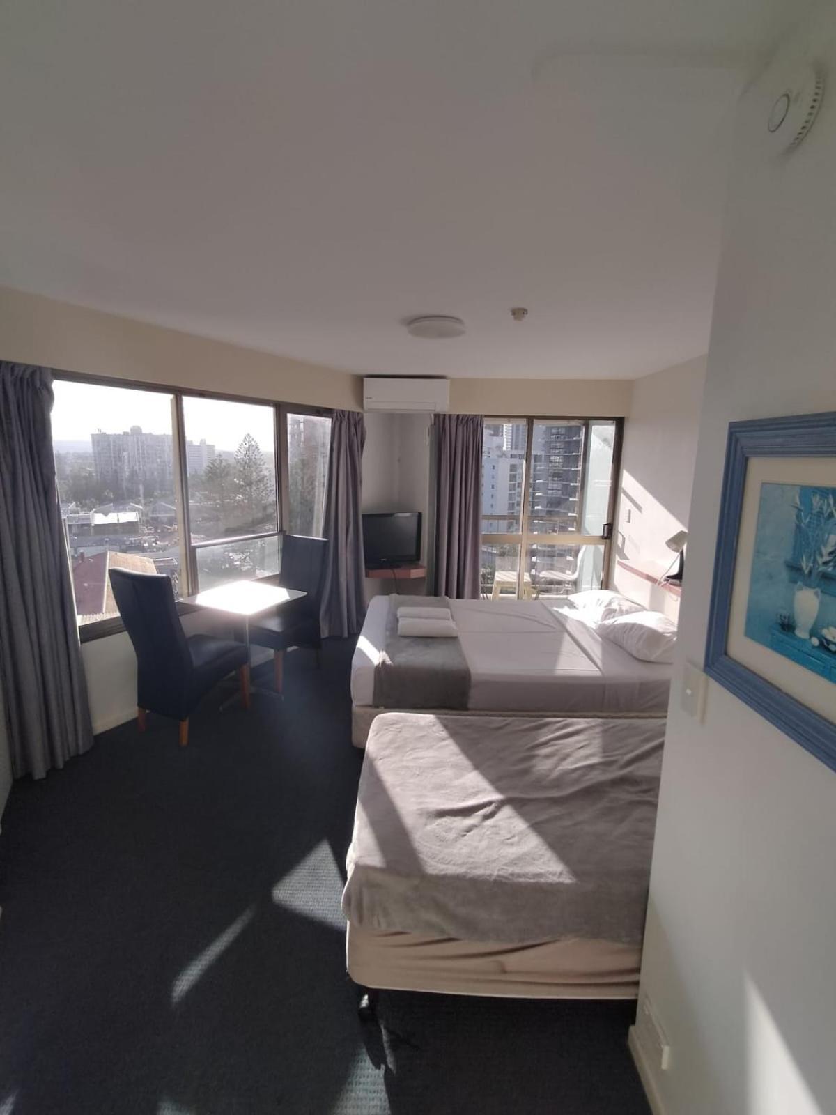 Erika'S Holiday Apartment 골드코스트 외부 사진