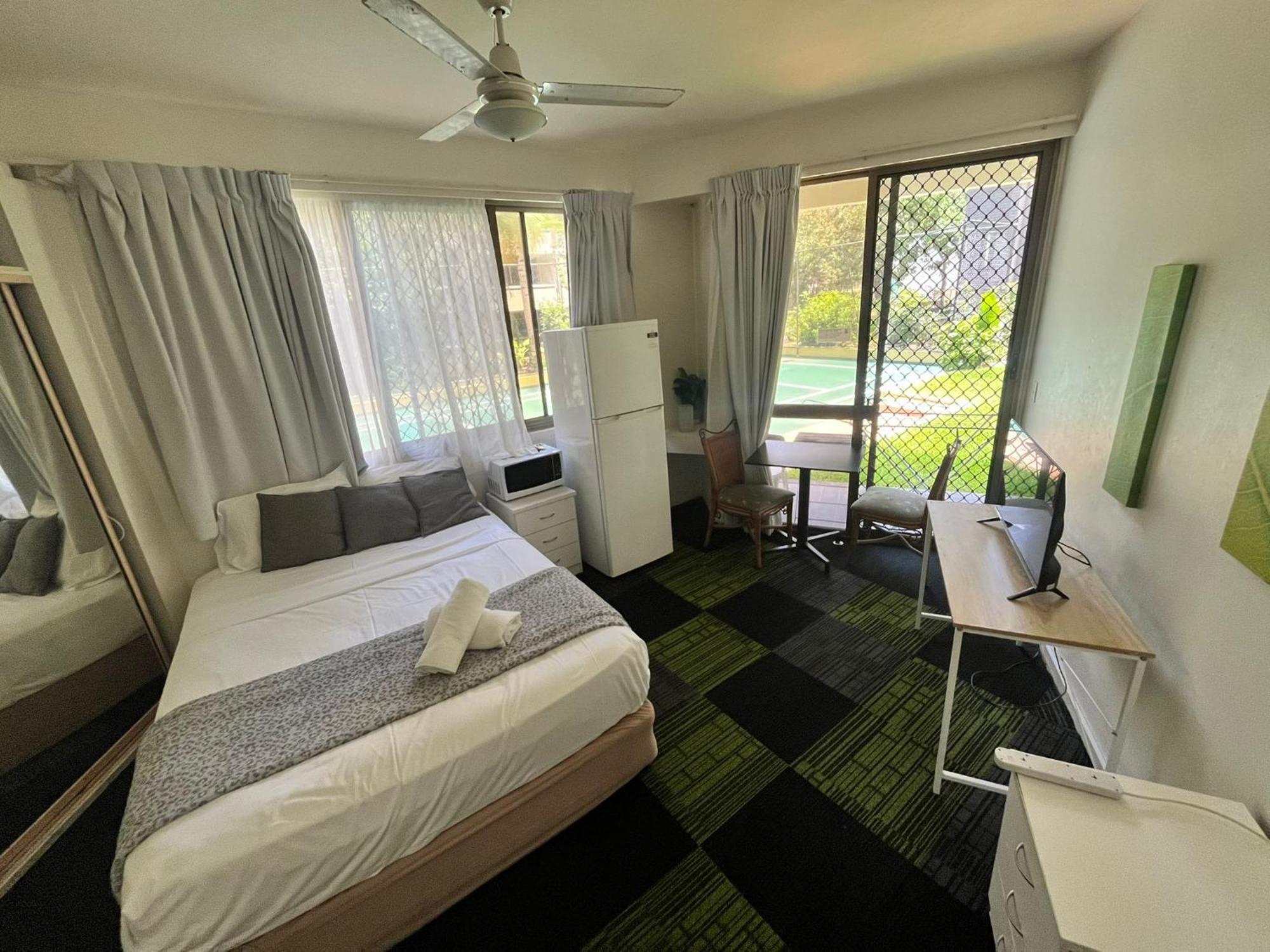 Erika'S Holiday Apartment 골드코스트 외부 사진